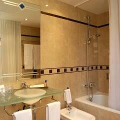 Evenia Rocafort in Barcelona, Spain from 165$, photos, reviews - zenhotels.com bathroom