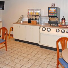 Quality Inn in Foristell, United States of America from 112$, photos, reviews - zenhotels.com meals