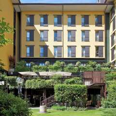 Отель Mercure Bologna Centro Болонья