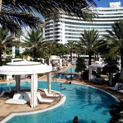 Отель Fontainebleau Miami Beach США, Майами-Бич - отзывы, цены и фото номеров - забронировать отель Fontainebleau Miami Beach онлайн бассейн