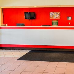 Отель Econo Lodge Inn & Suites Hardeeville I-95 Хардивилль фитнесс-зал фото 3