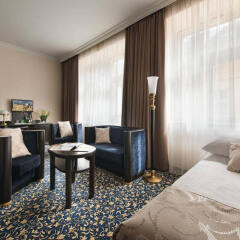 Отель EA Hotel Royal Esprit Чехия, Прага - 12 отзывов об отеле, цены и фото номеров - забронировать отель EA Hotel Royal Esprit онлайн