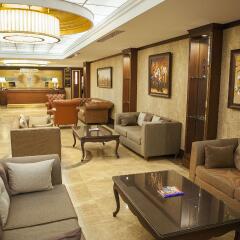 Bilek Istanbul Hotel интерьер отеля