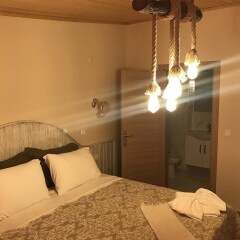 Serra Otel Турция, Урла - отзывы, цены и фото номеров - забронировать отель Serra Otel онлайн удобства в номере