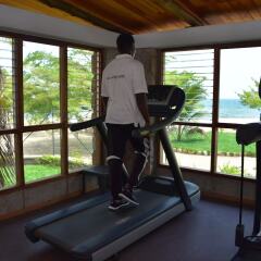Hotel Club Du Lac Tanganyika фитнесс-зал фото 2