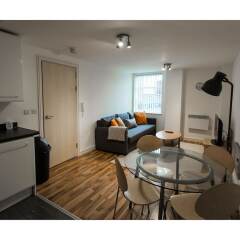 Апартаменты Lovely Family Apartment in Central Manchester в номере
