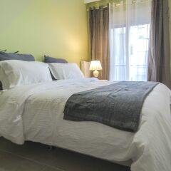 Апартаменты Down Town Modern Apartments комната для гостей фото 4