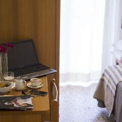 Hotel Mamy удобства в номере