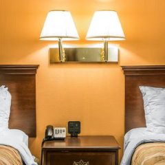 Econo Lodge Lakeview in Marquette, United States of America from 107$, photos, reviews - zenhotels.com