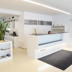 Stanys Hotel & Apartments интерьер отеля