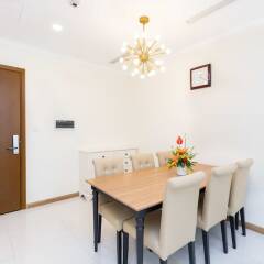 Апартаменты Vinhomes Central Park - Luxury Apartment в номере фото 2