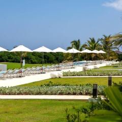 Отель Coral House by CanaBay Hotels