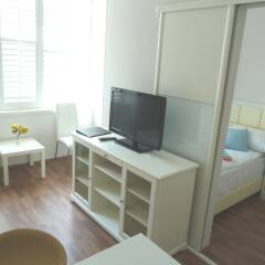 Отель Sobieski Apartments Sobieskigasse Австрия, Вена - отзывы, цены и фото номеров - забронировать отель Sobieski Apartments Sobieskigasse онлайн комната для гостей фото 4
