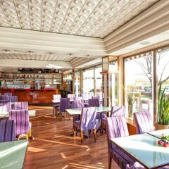 Отель Arion Airport Hotel Австрия, Швехат - 4 отзыва об отеле, цены и фото номеров - забронировать отель Arion Airport Hotel онлайн питание фото 2