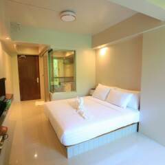 Отель A Room Bangkok Sathorn Бангкок комната для гостей фото 4