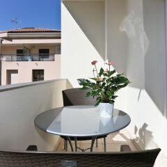 Отель Hôtel Hoche Франция, Канны - отзывы, цены и фото номеров - забронировать отель Hôtel Hoche онлайн балкон