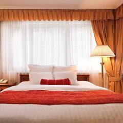 Отель Mamaison Residence Downtown Prague Чехия, Прага - 11 отзывов об отеле, цены и фото номеров - забронировать отель Mamaison Residence Downtown Prague онлайн комната для гостей