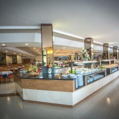 Отель Club Cala Romani гостиничный бар