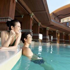 Отель Holiday Inn Macao Cotai Central бассейн