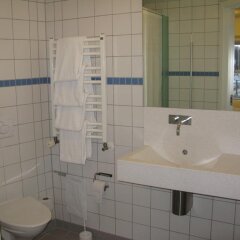 Отель BB-Hotel Aarhus Havnehotellet Дания, Орхус - отзывы, цены и фото номеров - забронировать отель BB-Hotel Aarhus Havnehotellet онлайн ванная