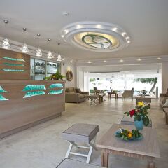 Porto Koufo Hotel гостиничный бар