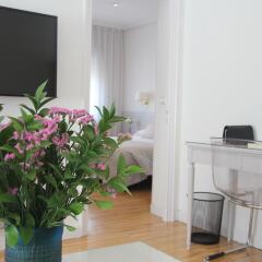 Отель Apartamentos Los Jeronimos Испания, Мадрид - отзывы, цены и фото номеров - забронировать отель Apartamentos Los Jeronimos онлайн удобства в номере фото 2