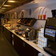 Отель Holiday Inn Express Barcelona City 22@ питание фото 3
