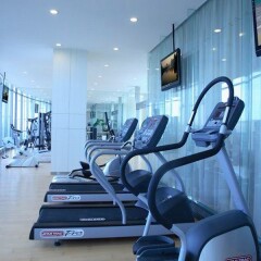 Gathering Hotel фитнесс-зал фото 2