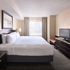 Отель Les Suites Hotel Канада, Оттава - отзывы, цены и фото номеров - забронировать отель Les Suites Hotel онлайн комната для гостей фото 3