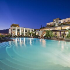 Отель Ramada Resort Bodrum бассейн фото 2