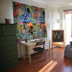 Гостиница Mogol's Flat в Санкт-Петербурге отзывы, цены и фото номеров - забронировать гостиницу Mogol's Flat онлайн Санкт-Петербург комната для гостей