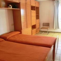 Отель Villa In Blanes - 104831 By Mo Rentals Бланес комната для гостей фото 3