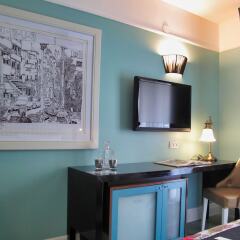 Center Chic Hotel - an Atlas Boutique Hotel Израиль, Тель-Авив - отзывы, цены и фото номеров - забронировать отель Center Chic Hotel - an Atlas Boutique Hotel онлайн удобства в номере