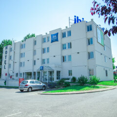 Отель ibis Budget Aeroport le Bourget Garonor парковка