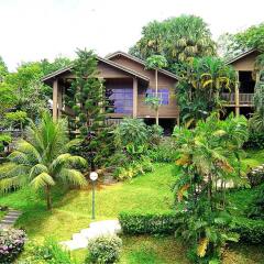 Royal Crown Hotel & Palm Spa Resort