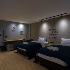 Отель Penguin House Бангкок развлечения