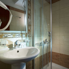 Отель Coral Hotel Греция, Иерапетра - отзывы, цены и фото номеров - забронировать отель Coral Hotel онлайн ванная