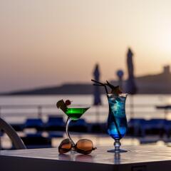 Отель AX ¦ Seashells Resort at Suncrest гостиничный бар