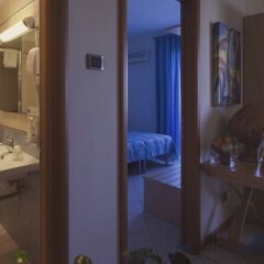 AVANTGARDE Hotel Residence Конверсано ванная