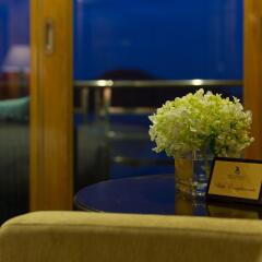 Отель Maya Halong Cruises интерьер отеля фото 2