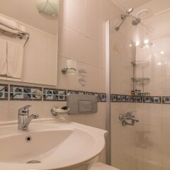 Oasis Hotel Турция, Калкан - отзывы, цены и фото номеров - забронировать отель Oasis Hotel онлайн ванная фото 2