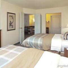 Отель Staybridge Suites Sacramento Airport Natomas комната для гостей фото 4