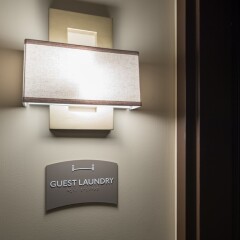 Отель Staybridge Suites Saskatoon - University удобства в номере фото 2