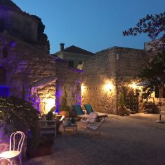 Saint Artemios Boutique Hotel парковка