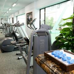 Grand Emperor Hotel фитнесс-зал фото 2