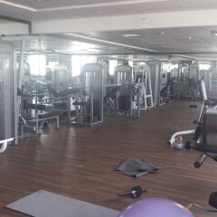 Westzone Plaza Hotel Apartments фитнесс-зал фото 2