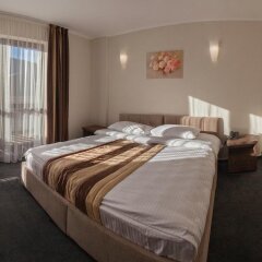 Гостиница Graal resort комната для гостей