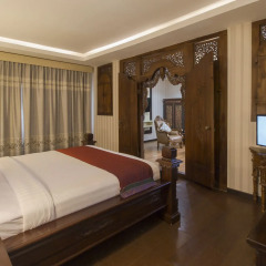 Отель Grand Puri Saron Yogyakarta комната для гостей фото 5
