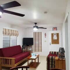 Canuck Cottage Two Bedroom House in Caye Caulker, Belize from 190$, photos, reviews - zenhotels.com guestroom photo 4