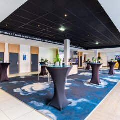 Отель Radisson Blu Hotel Toulouse Airport Франция, Бланьяк - 1 отзыв об отеле, цены и фото номеров - забронировать отель Radisson Blu Hotel Toulouse Airport онлайн фитнесс-зал фото 2